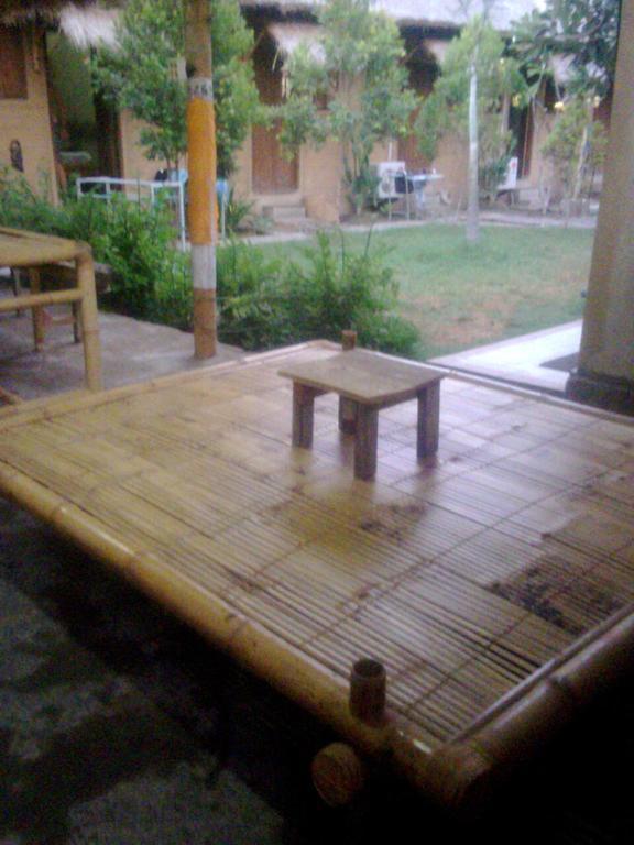 Baleku Homestay Trawangan Gili Trawangan Exterior photo